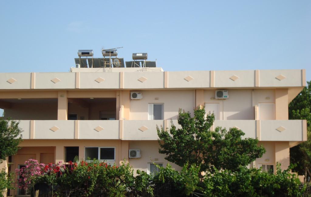 Athina Hotel Rethymno  Exterior photo