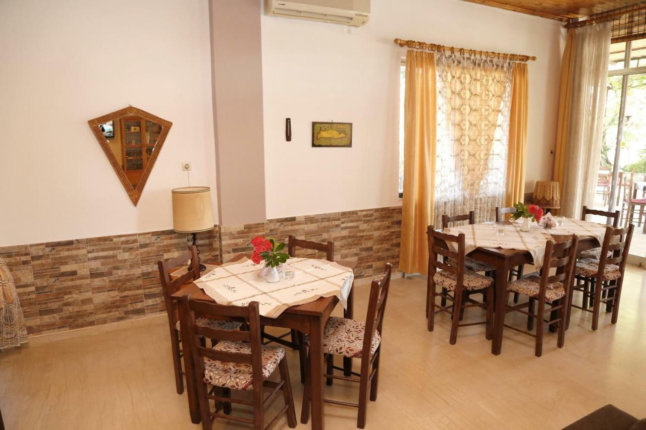 Athina Hotel Rethymno  Exterior photo